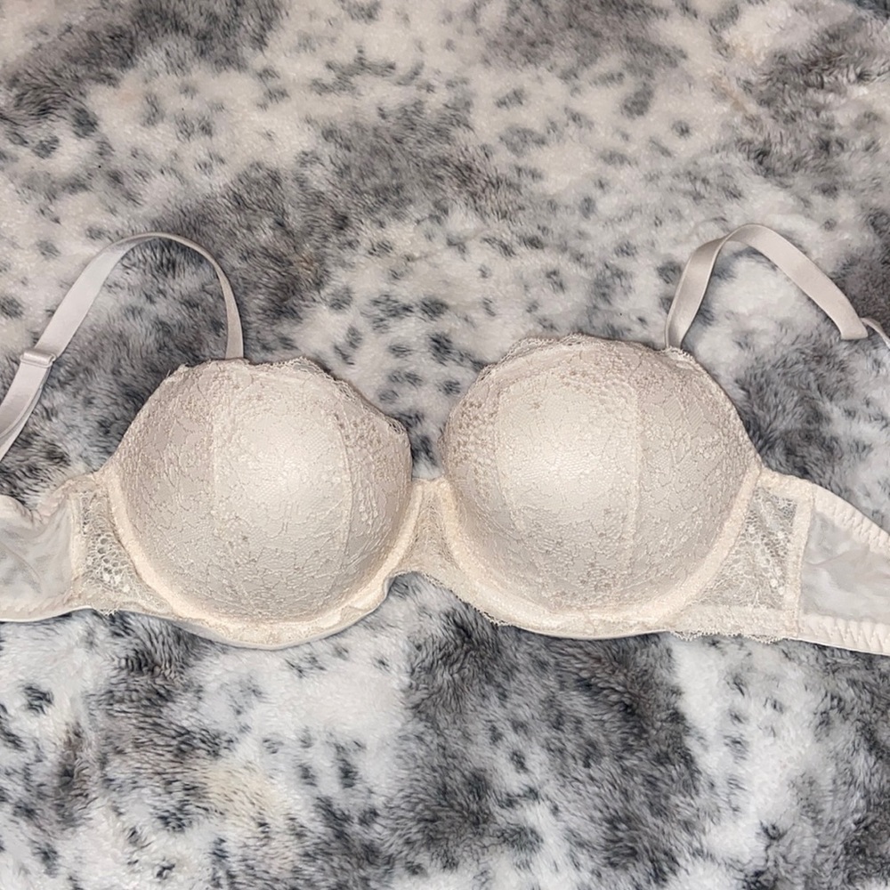 Victoria’s Secret push up bra